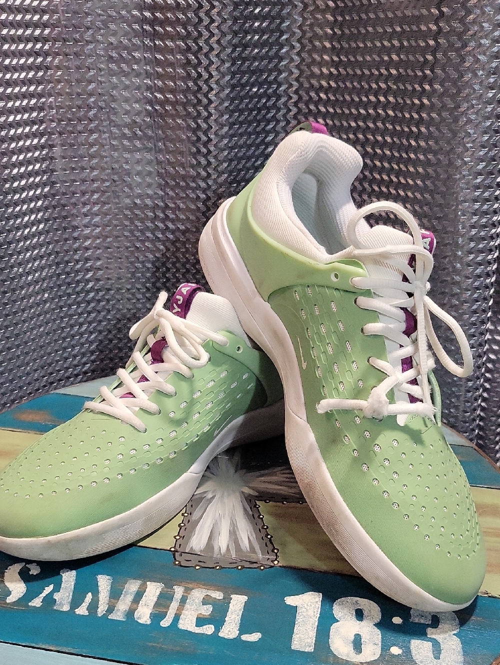 Nike Mens Mint Green and White Athletic Sneakers with Purple Accents
